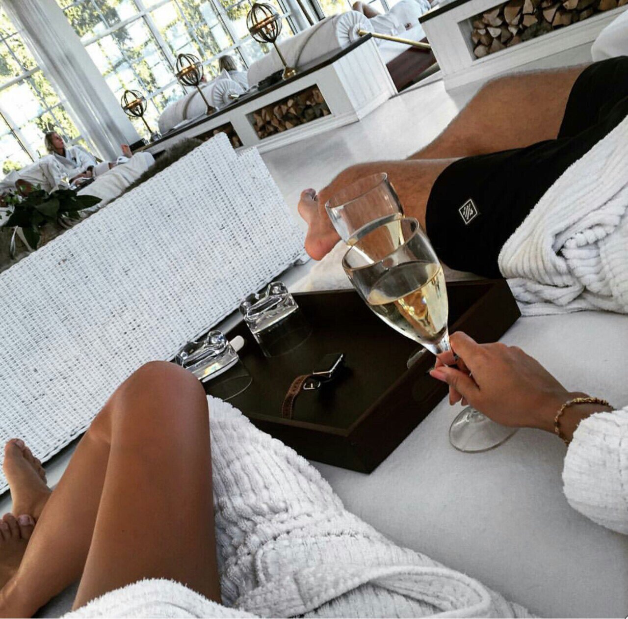 Где познакомиться с обеспеченным мужчиной в Питере